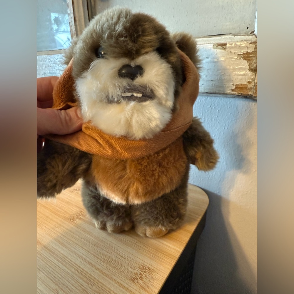 Disney Parks Exclusive Star Wars Ewok Bean Bag Plush Vintage. 8” - Picture 9 of 9